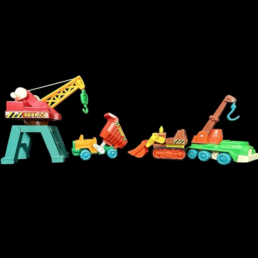 Vintage 1980s Playskool Li'l Playmates Vehicle‎ Lot cranes workers bulldozer
